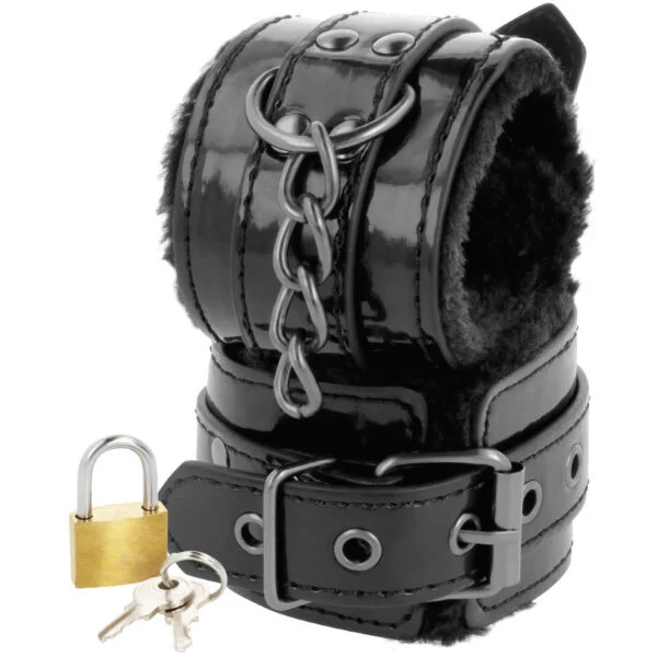 Darkness - Manette alla Caviglia Regolabili in Pelle Nera con Lucchetto 3 Darkness - Manette alla Caviglia Regolabili in Pelle Nera con Lucchetto 3