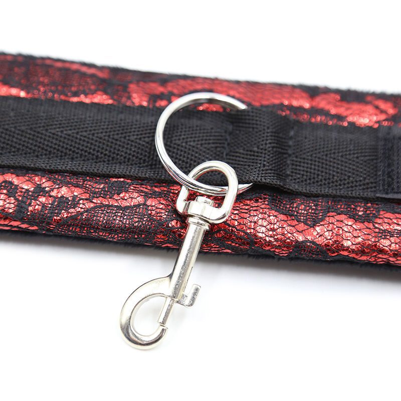FERMAPOLSI CON CINTA NYLON OHMAMA FETISH
