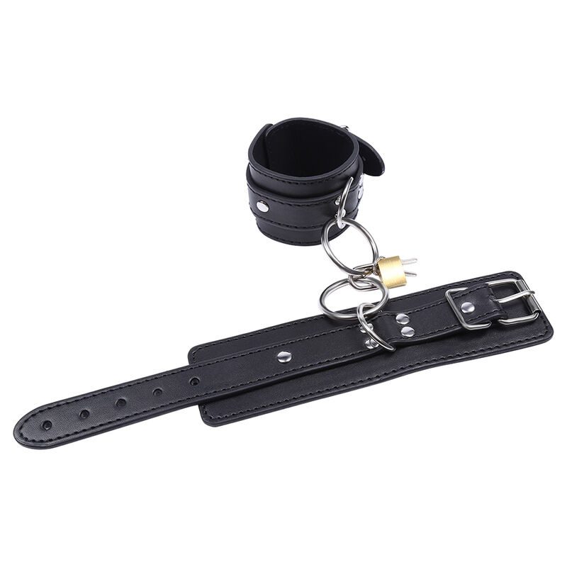 MANETTE CON ANELLI OHMAMA FETISH