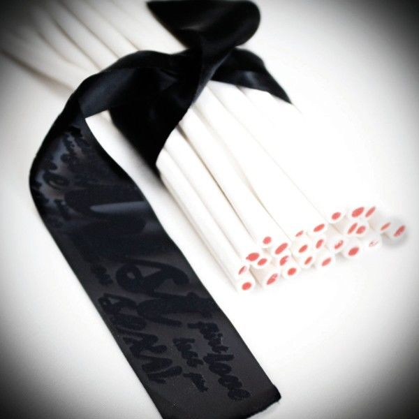 LES PETITS BONBONS MANETTE SETOSE SENSUALI.