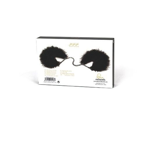 ZA ZA ZU ESPOSAS DE PLUMAS.