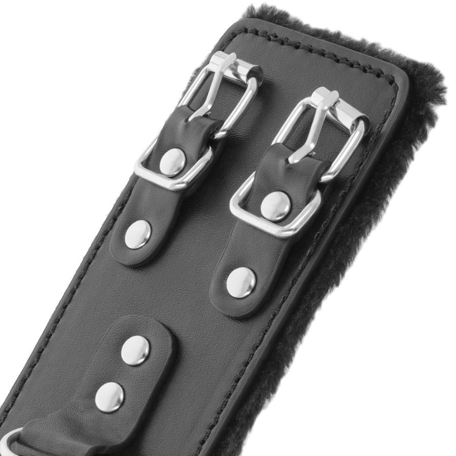 DARKNESS  WRIST RESTRAINTS BLACK WITH FUR